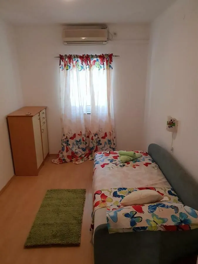 Apartman Dora Apartment Smrika